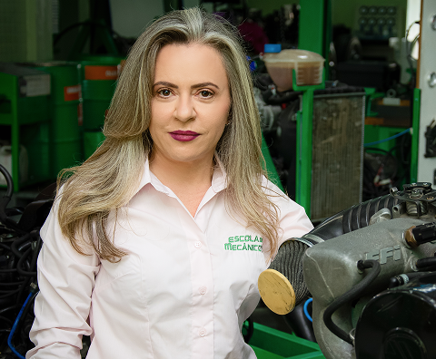 Sandra Nalli - Fundadora da Escola do Mecânico